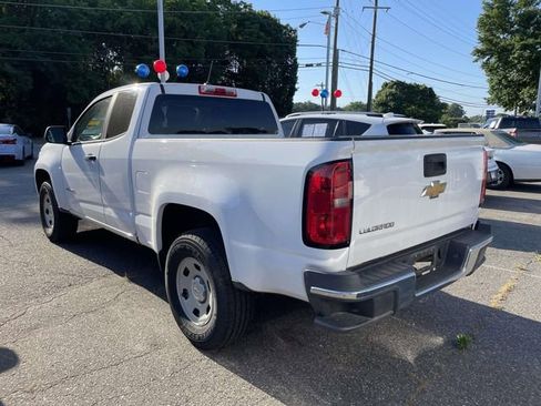 Used 2017 Chevrolet Colorado W/T RWD image 4