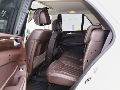 Used 2018 Mercedes-Benz GLE 350 4MATIC image 17