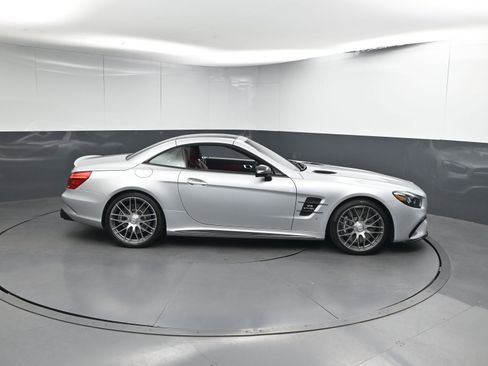 Used 2019 Mercedes-Benz SL 63 AMG image 30