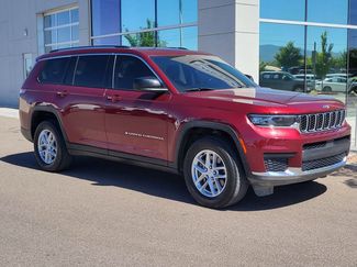 Used 2022 Jeep Grand Cherokee L Laredo w/ Luxury Tech Group I AWD/4WD video 3