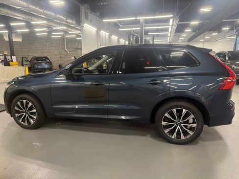 Used 2024 Volvo XC60 B5 Plus w/ Protection Package Premier AWD/4WD image 3