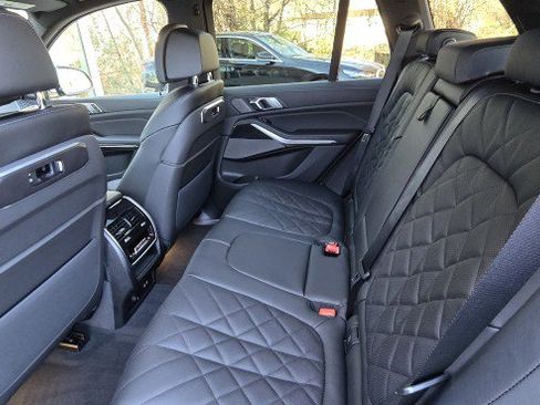 New 2026 BMW X5 sDrive40i w/ M Sport Package image 18