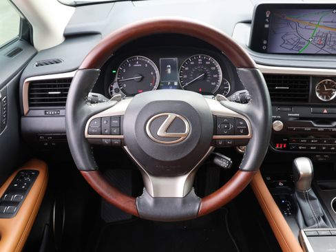 Certified 2022 Lexus RX 350 FWD w/ Premium Package image 17