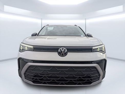New 2026 Volkswagen Taos S image 8