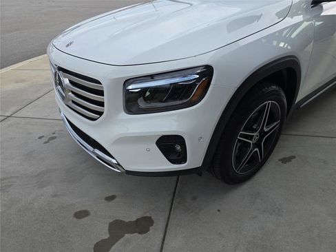 New 2026 Mercedes-Benz GLB 250 4MATIC image 10