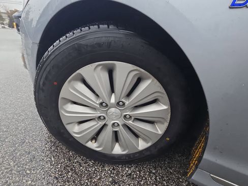 Used 2016 Hyundai Sonata SE image 7