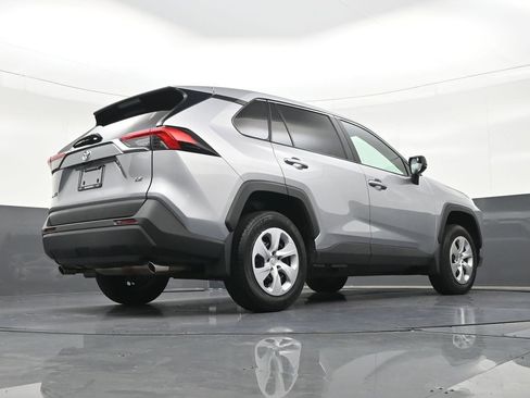 Used 2025 Toyota RAV4 LE FWD image 30