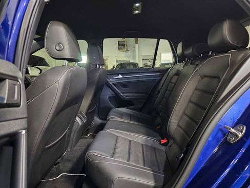 Used 2019 Volkswagen Golf R 4-Door image 16