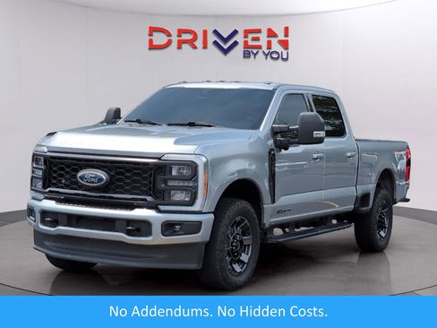 Used 2023 Ford F250 XLT w/ XLT Premium Package AWD/4WD image 1