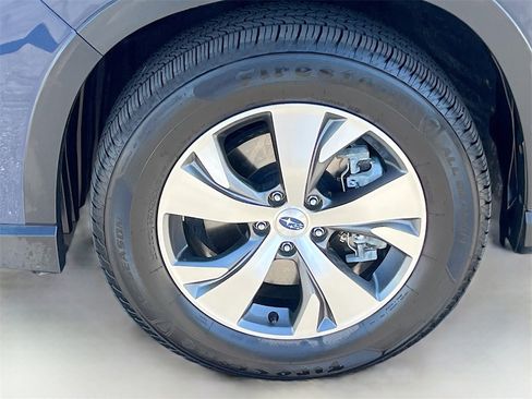 Used 2023 Subaru Ascent Premium w/ Convenience Package image 31