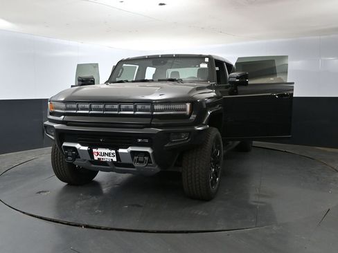 New 2025 GMC Hummer EV 2X w/ LPO, Dark Essentials Package image 54