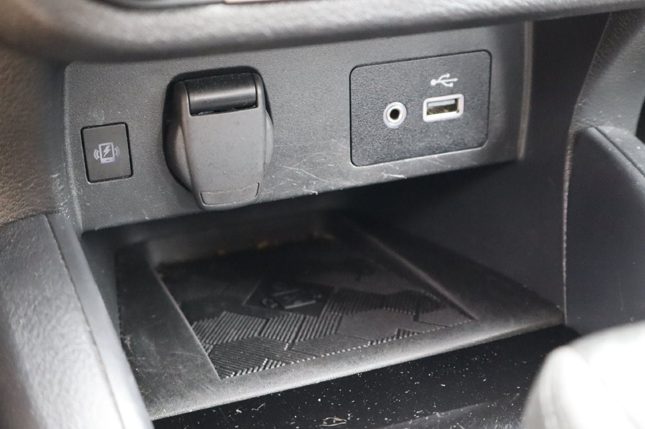 Used 2024 Nissan Versa SV FWD image 23
