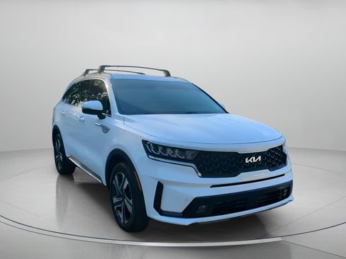 Used 2023 Kia Sorento EX AWD/4WD image 4