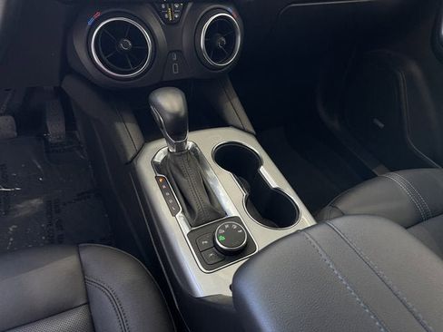 Used 2022 Chevrolet Blazer LT w/ Sound & Technology Package image 17