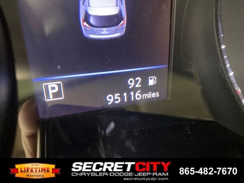 Used 2020 Nissan Rogue SV w/ Premium Package AWD/4WD image 18