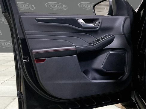 Certified 2025 Ford Escape ST-Line AWD/4WD image 14