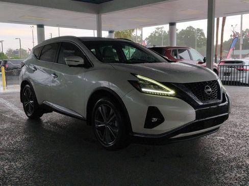 Certified 2024 Nissan Murano Platinum w/ Cargo Package FWD image 2