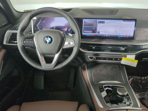New 2026 BMW X5 sDrive40i w/ Premium Package image 4