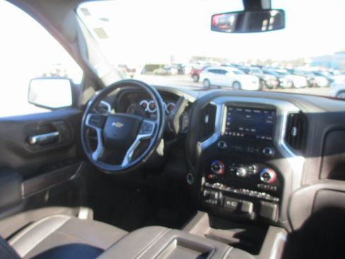Used 2022 Chevrolet Silverado 1500 LTZ image 21