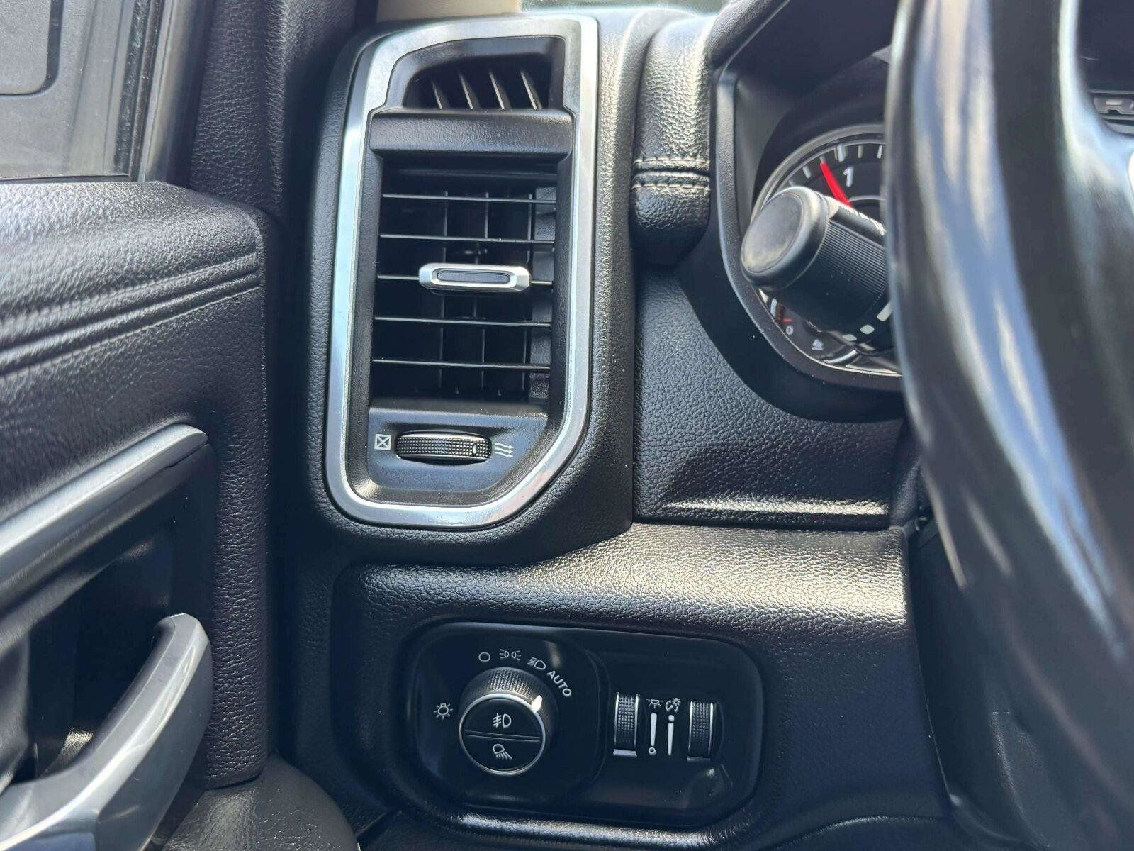 Used 2021 RAM 2500 Laramie AWD/4WD image 23