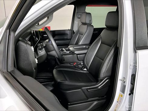 Certified 2024 GMC Sierra 2500 Pro w/ Convenience Package image 7