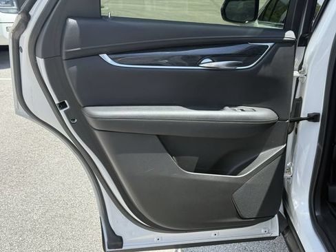 Used 2021 Cadillac XT5 Premium Luxury AWD/4WD image 34
