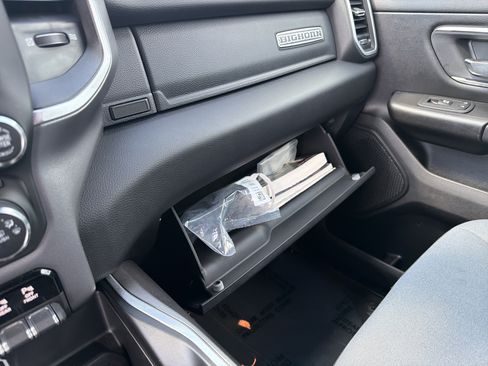 Used 2023 RAM 1500 Big Horn AWD/4WD image 36