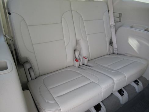 Used 2021 GMC Acadia Denali w/ Denali Technology Package FWD image 38
