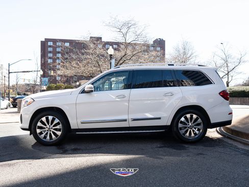 Used 2017 Mercedes-Benz GLS 450 4MATIC w/ Premium Package image 4