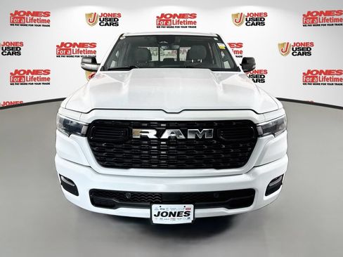 Used 2025 RAM 1500 Big Horn AWD/4WD image 11