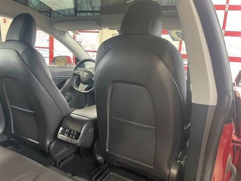 Used 2018 Tesla Model 3 Long Range image 19