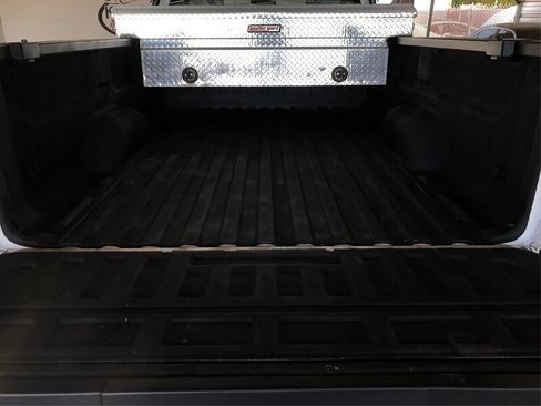 Used 2018 Chevrolet Silverado 1500 W/T AWD/4WD image 11