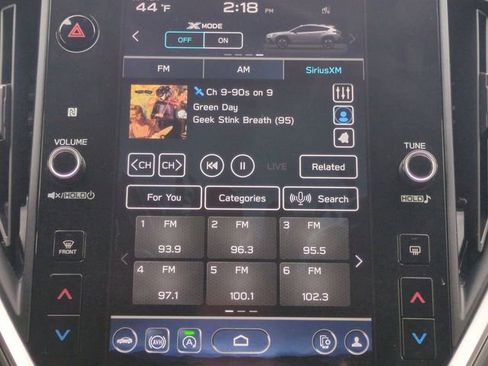 Used 2024 Subaru Crosstrek 2.0i Premium image 18