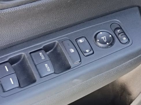 Certified 2025 Honda CR-V Sport image 17