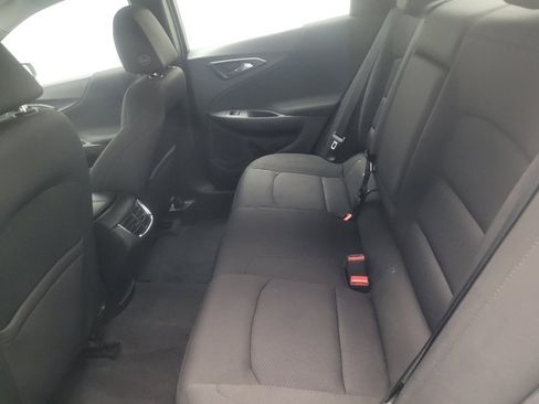 Used 2019 Chevrolet Malibu LT FWD image 18