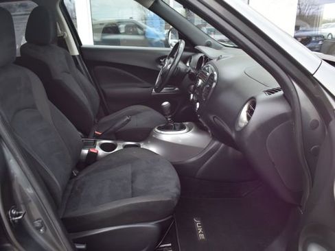 Used 2012 Nissan Juke SV image 38