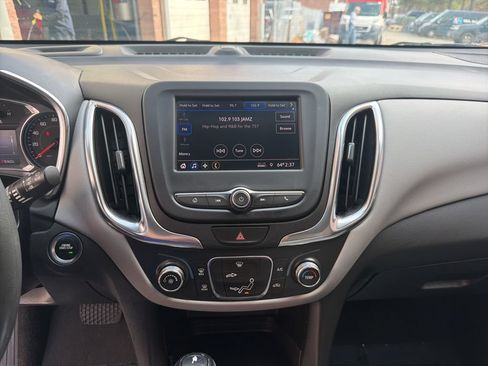 Used 2021 Chevrolet Equinox LT FWD image 18