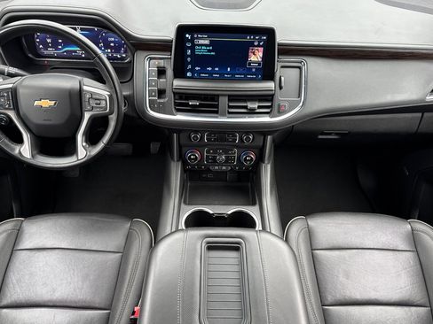 Certified 2023 Chevrolet Suburban Premier image 14