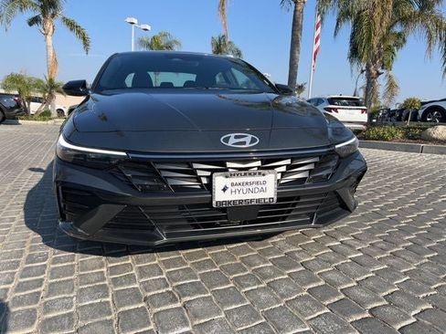 New 2026 Hyundai Elantra SEL Sport Premium image 7