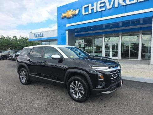 New 2026 Chevrolet Equinox LT w/ Convenience Package II AWD/4WD image 1