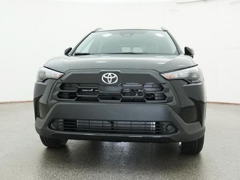 New 2026 Toyota Corolla Cross LE FWD image 32