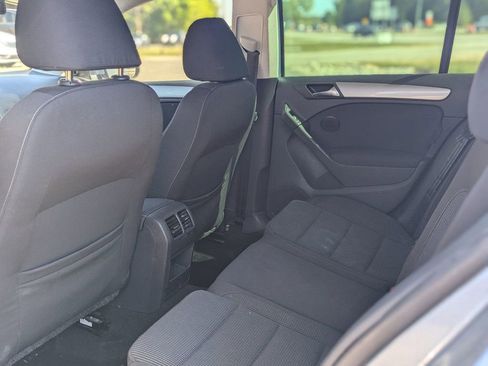 Used 2012 Volkswagen Golf TDI FWD image 17