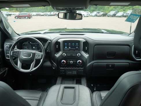 Used 2022 GMC Sierra 2500 Denali AWD/4WD image 13