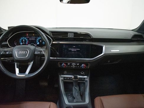 Used 2022 Audi Q3 2.0T Premium AWD/4WD image 11