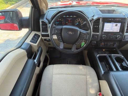 Used 2016 Ford F150 XLT w/ Equipment Group 302A Luxury AWD/4WD image 17