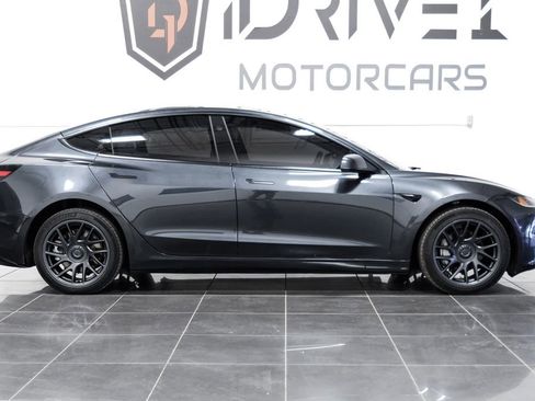 Used 2024 Tesla Model 3 Standard Range RWD image 8