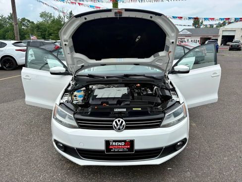 Used 2013 Volkswagen Jetta TDI FWD image 9