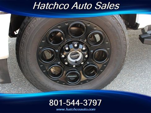 Used 2025 Ford F250 XLT w/ Black Appearance Package AWD/4WD image 10