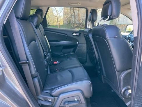 Used 2013 Dodge Journey Crew FWD image 25