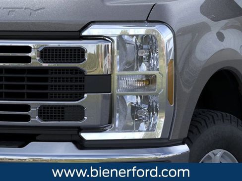 New 2026 Ford F250 XLT AWD/4WD image 19